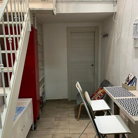 La Casina Di Lia In Via Dei Tribunali Naples Exterior photo
